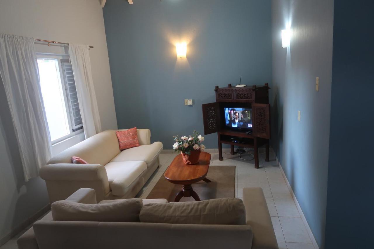 Cattleya Apartments Curacao ウィレムスタッド エクステリア 写真